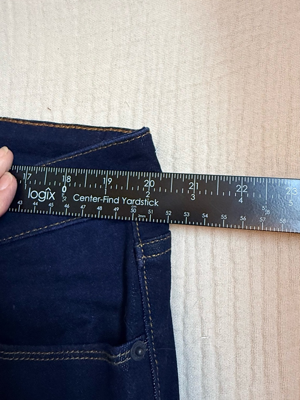 Old Navy Power Slim Straight Jeans Dark Wash Stretch Cropped Denim Short - Picture 4 of 8